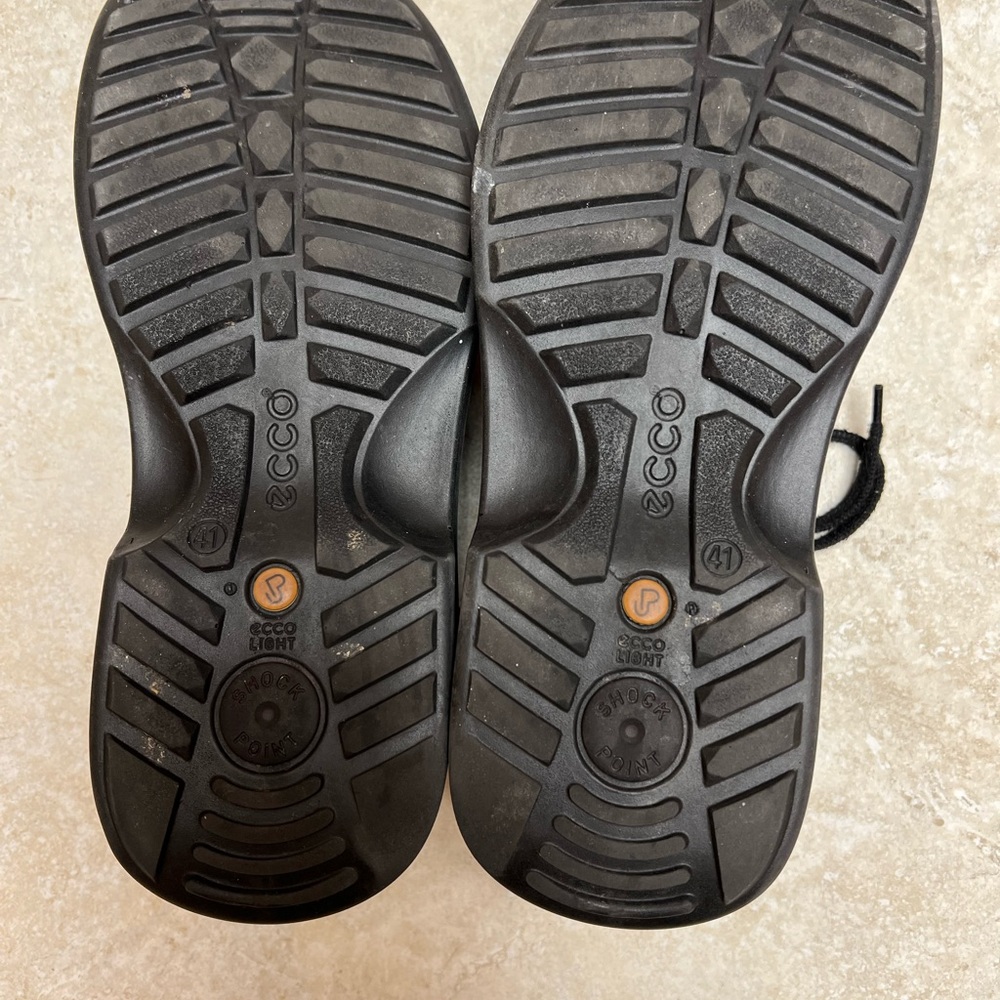 ecco performance shoes